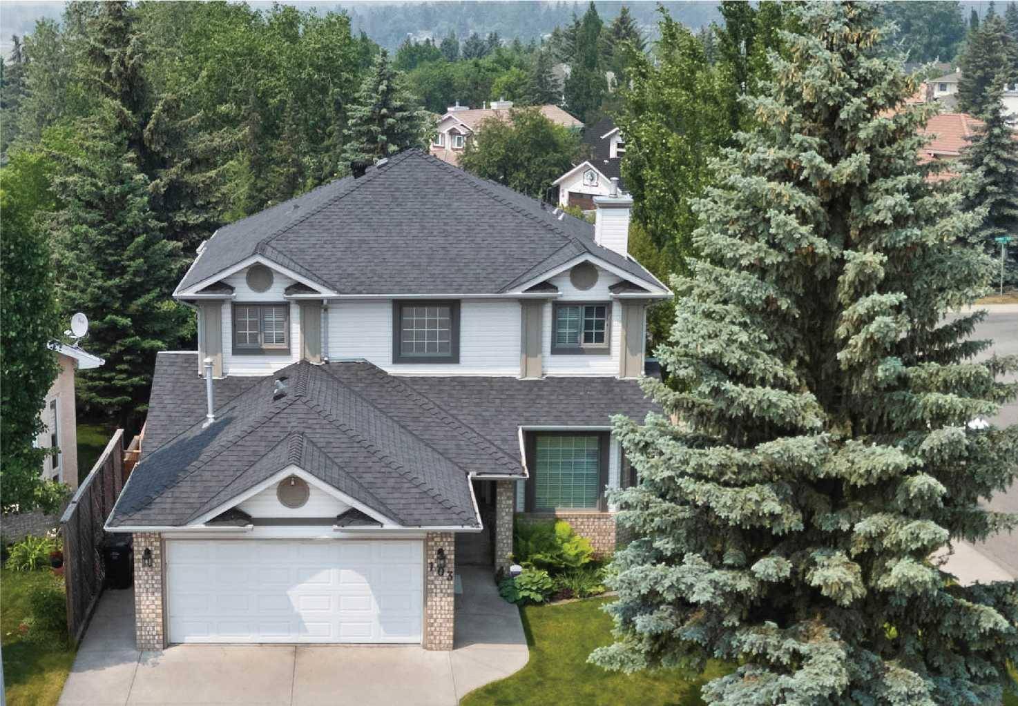 103 Diamond CT Southeast, Calgary, AB T2J 7B3