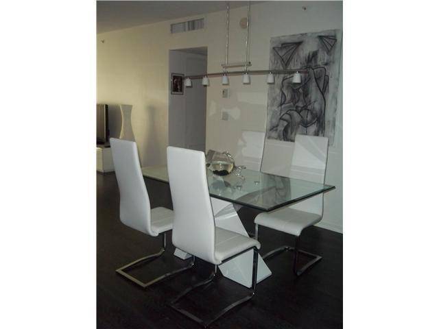 Hollywood, FL 33019,3000 S Ocean Dr #518