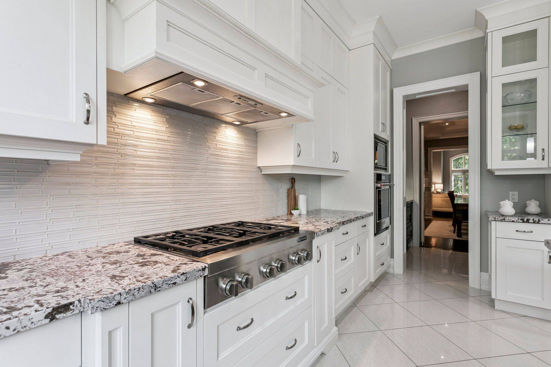 Mississauga, ON L5G 3W6,1290 Lakebreeze DR