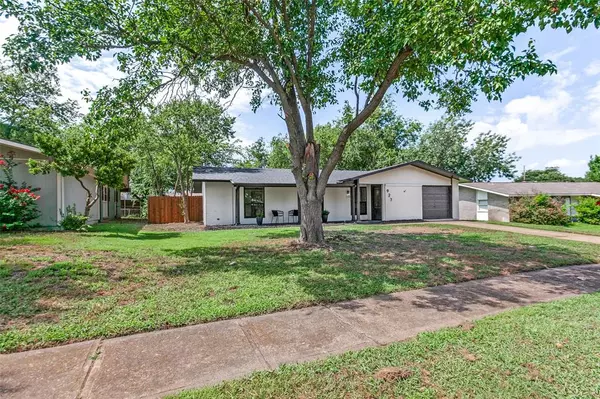 Richardson, TX 75080,927 Warren Way