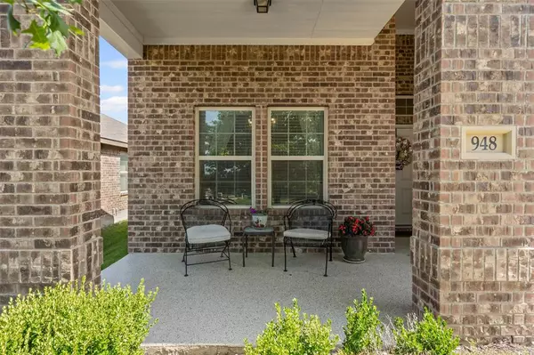 Weatherford, TX 76087,948 Deer Valley Drive