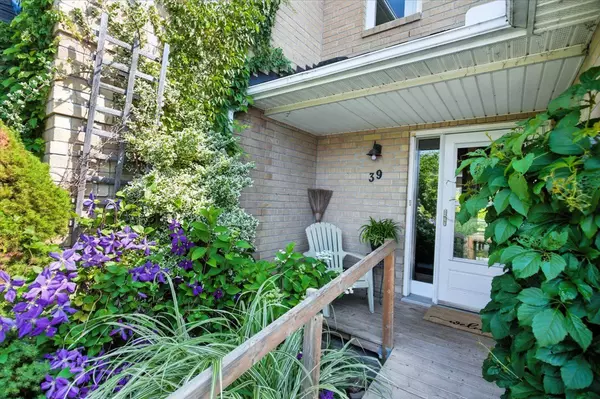 Barrie, ON L4N 7X4,39 Lyfytt CRES