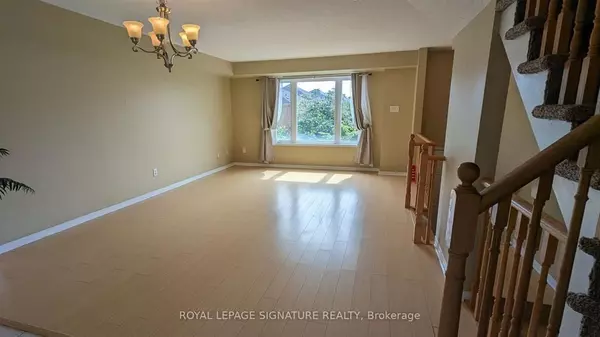 Mississauga, ON L5M 8C8,4869 Half Moon GRV #27
