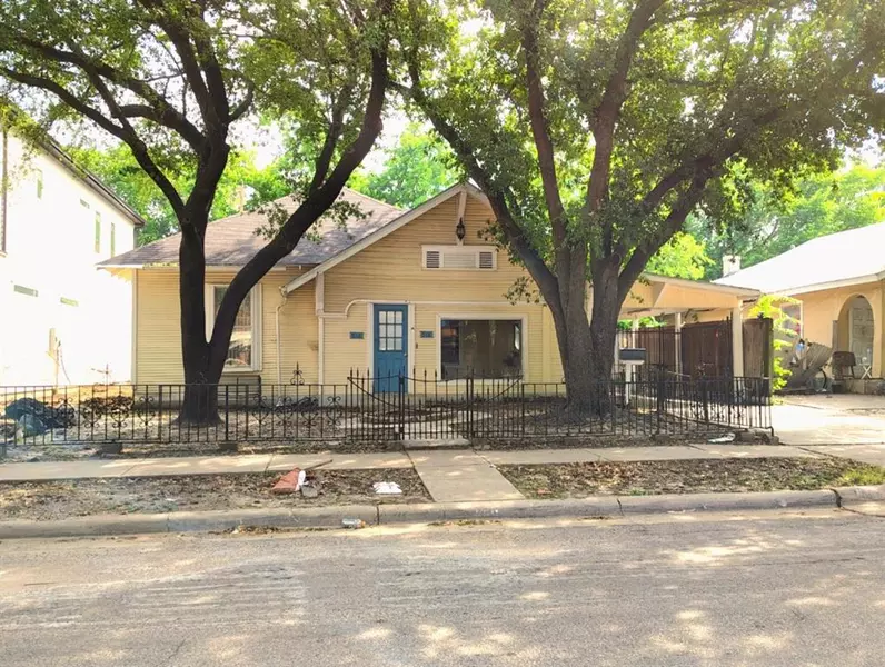 516 & 518 S Glasgow Drive, Dallas, TX 75223