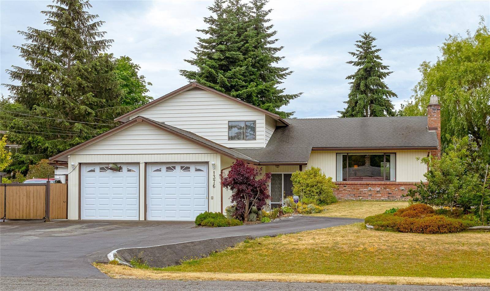 1376 Greenwood Way, French Creek, BC V9P 1X1