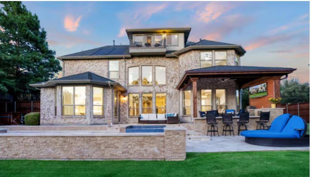 1218 Sir Malory Lane, Lewisville, TX 75056