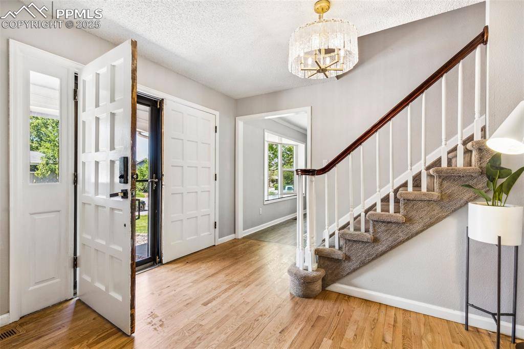 Colorado Springs, CO 80906,3915 Becket DR