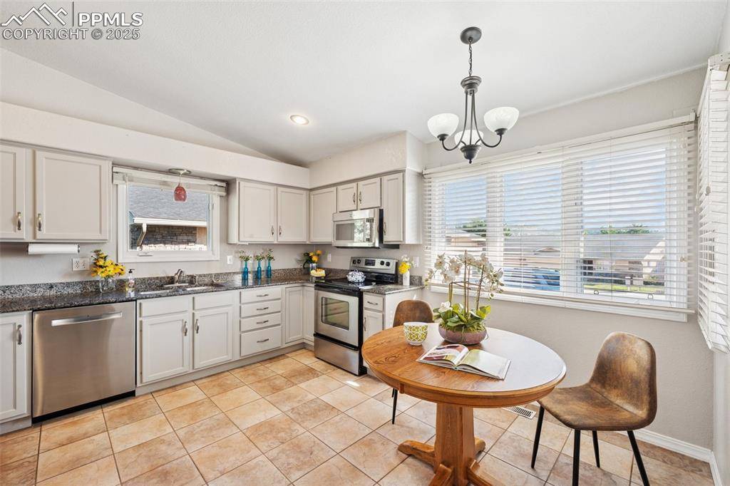 Colorado Springs, CO 80907,1215 Glen Haven PT