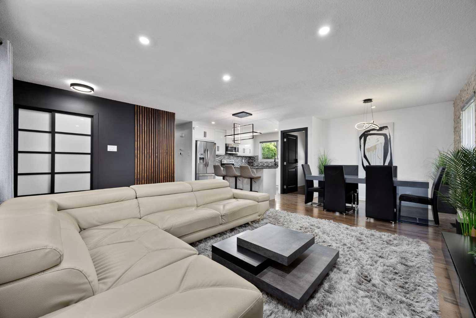 Calgary, AB T3E 5T4,6020 Lacombe WAY Southwest