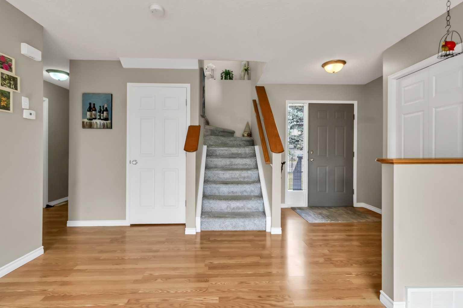 Calgary, AB T3K 5C5,1108 Harvest Hills DR Northeast