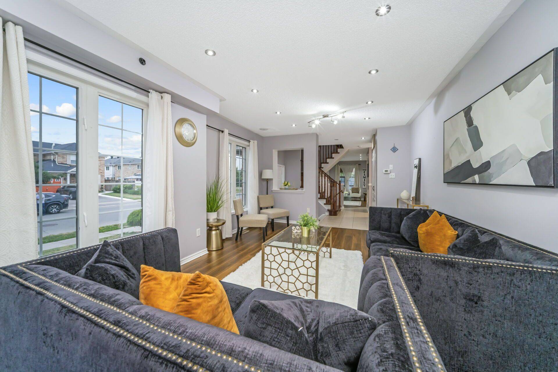 Brampton, ON L7A 3N8,64 Botavia Downs DR