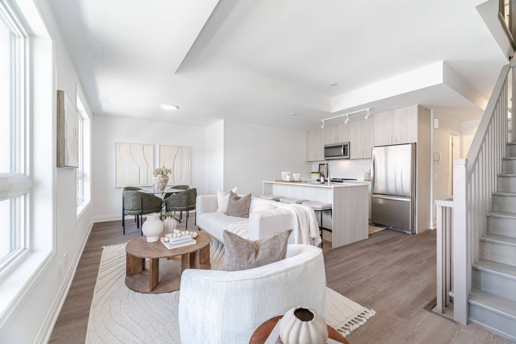 Oakville, ON L6M 1R1,272 Ironside DR N