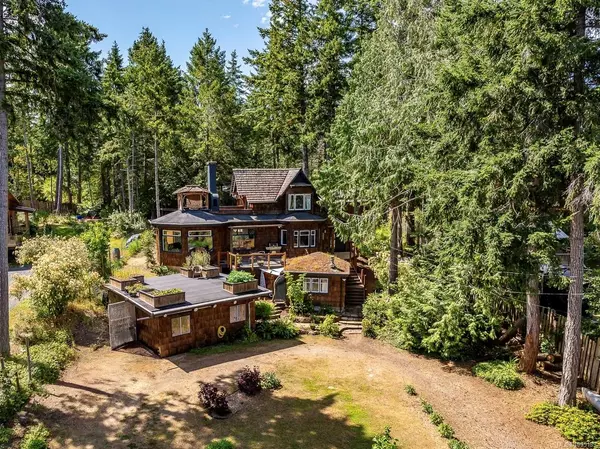 3160 Harwood Rd, Hornby Island, BC V0R 1Z0