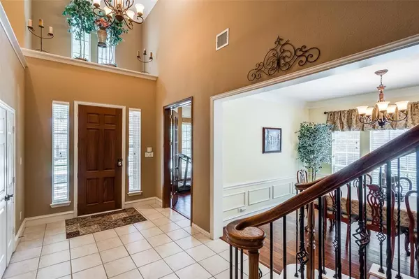 Plano, TX 75025,8017 Stonehill Drive