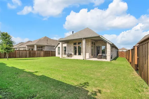 Van Alstyne, TX 75495,1728 Cannon Street