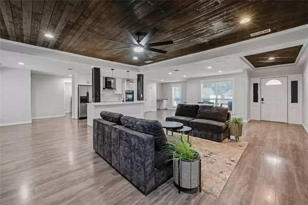 Hurst, TX 76053,405 Billy Creek Circle