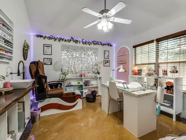 Grand Prairie, TX 75052,3041 Meadowbrook Drive #3