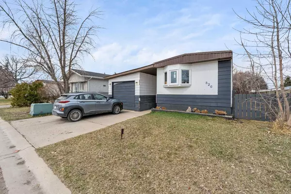 Strathmore, AB T1P 1E5,826 Brentwood CRES