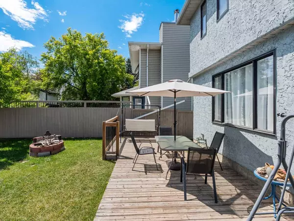 Okotoks, AB T1S 1M2,9 Hunters Mews