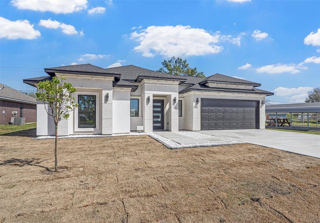 236 Anchor Lane, Gun Barrel City, TX 75156