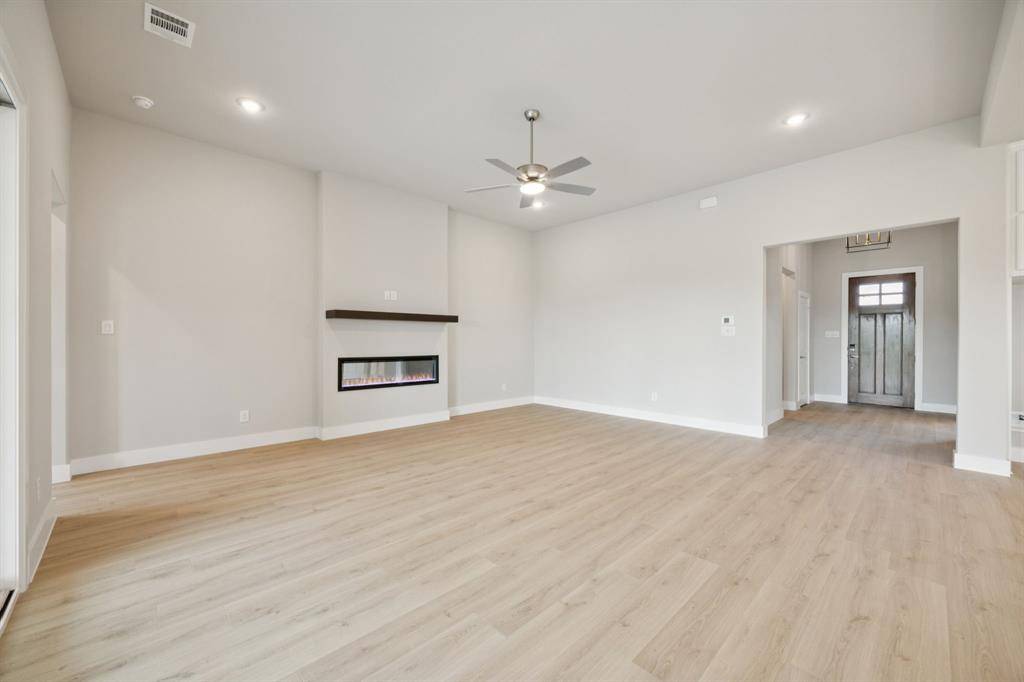 Waxahachie, TX 75165,101 Paradise Cove