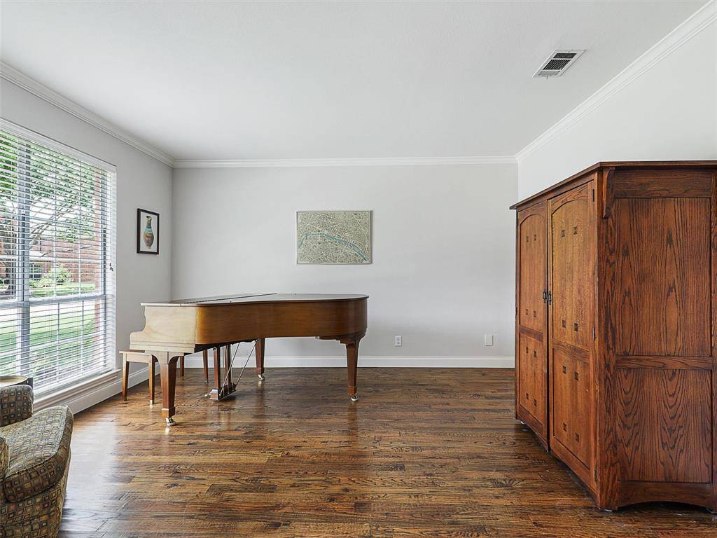 Plano, TX 75025,2809 Valley Spring Drive