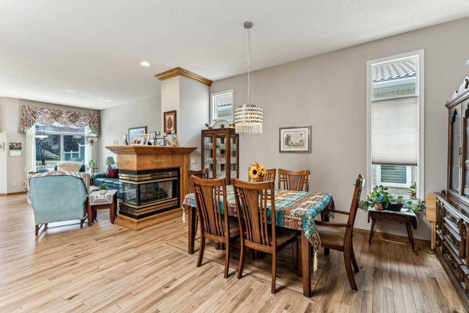 Calgary, AB T3A 5R6,11 Hamptons Bay NW