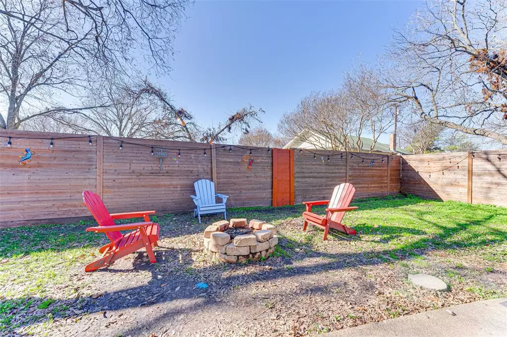 Forney, TX 75126,206 College Street