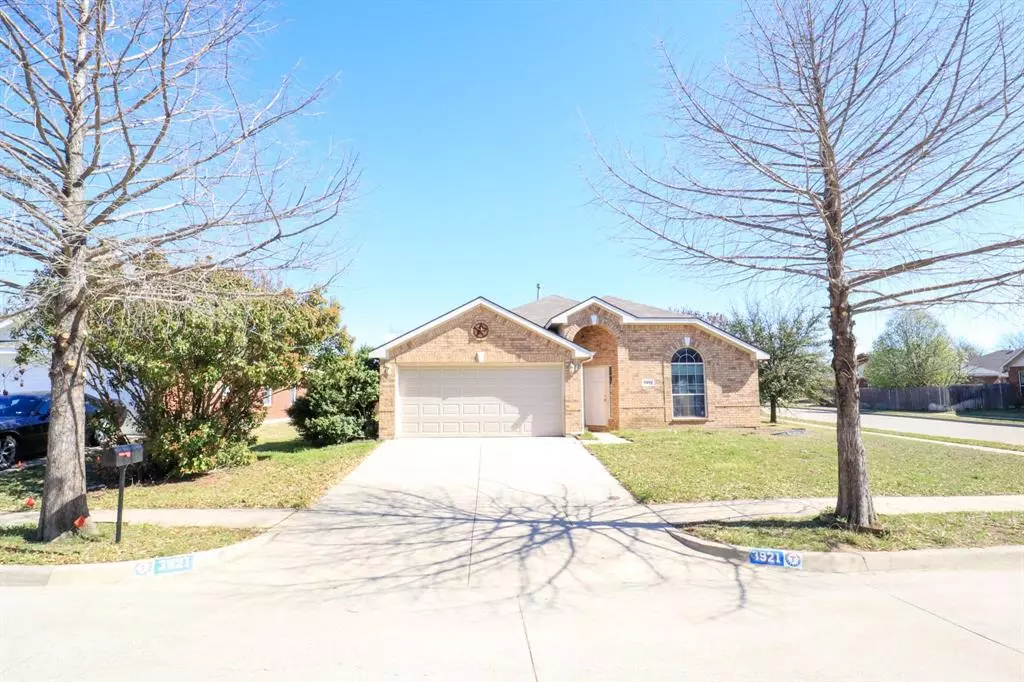 Fort Worth, TX 76244,3921 Summerhill Lane