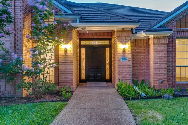 Dallas, TX 75252,7107 Debbe Drive