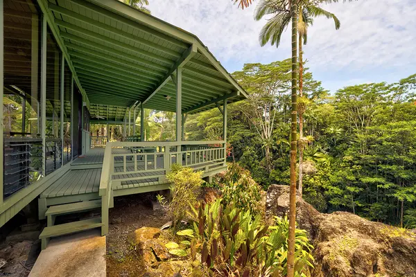 254 KAIULANI ST, Hilo, HI 96720