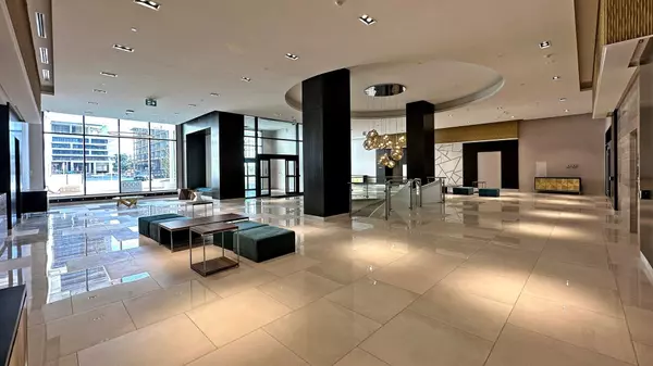 Vaughan, ON L4K 0M6,9000 Jane ST #1724