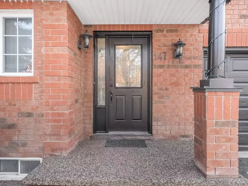 147 Hanton CRES, Caledon, ON L7E 2C8