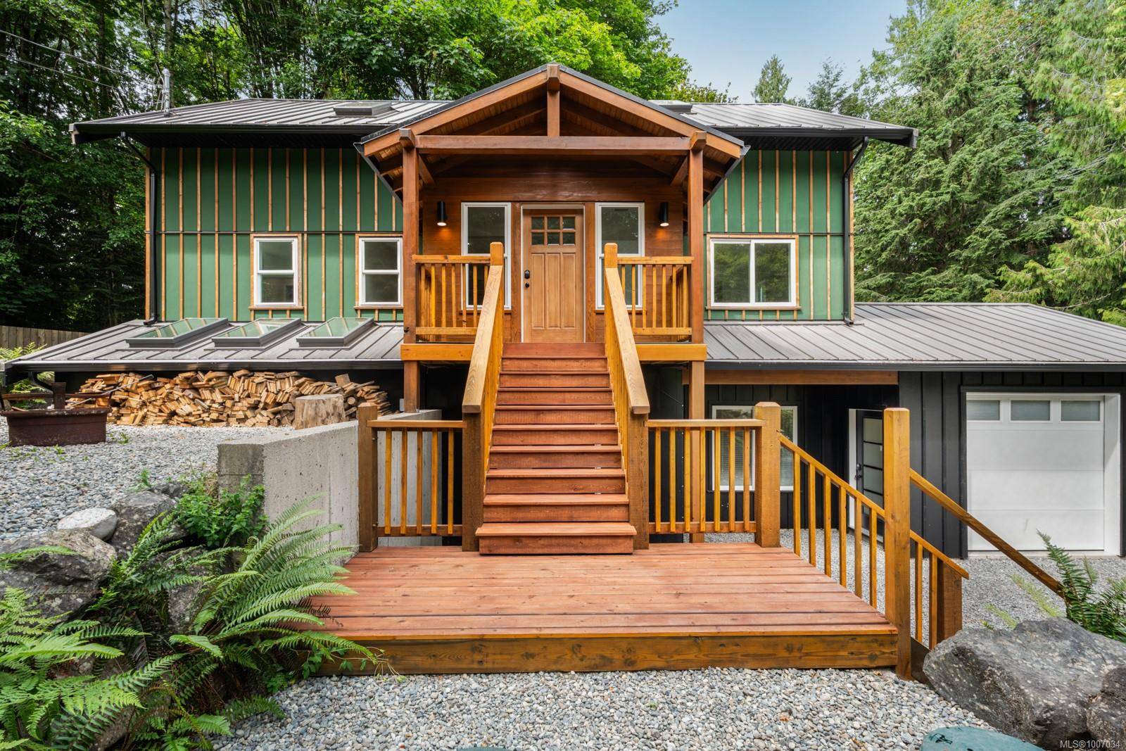 2590 Sooke River Rd, Sooke, BC V0S 1N0