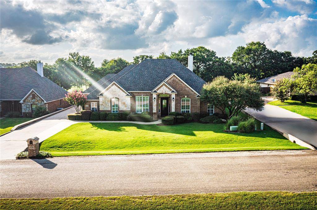 4700 Stoney Creek Court, Granbury, TX 76049