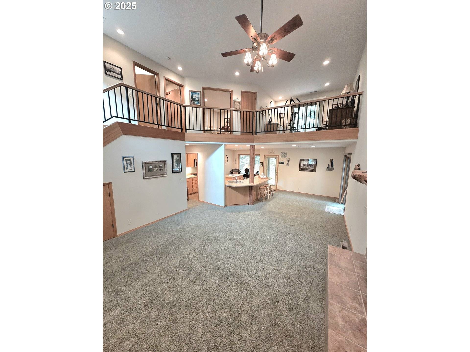 Welches, OR 97067,25333 E TREVINO PL