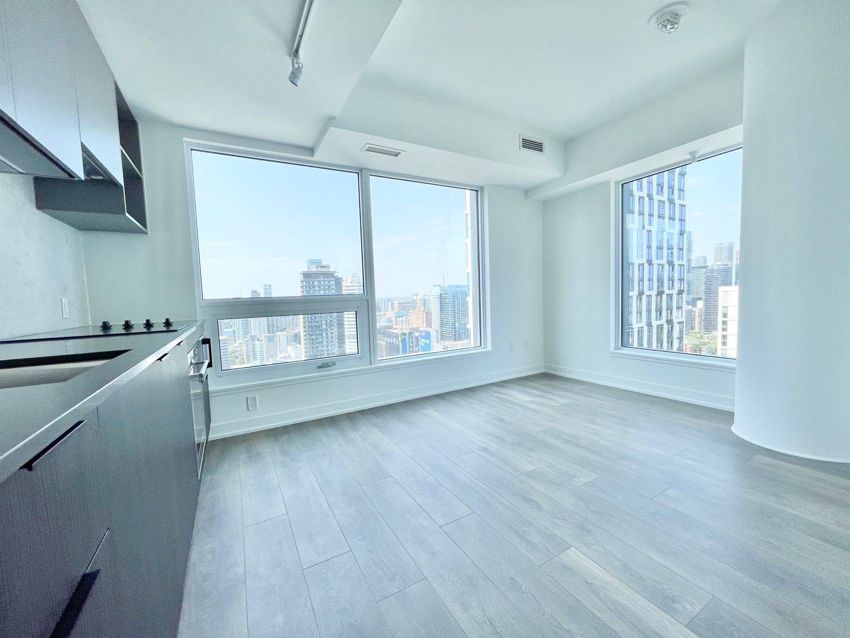 82 Dalhousie ST #3912, Toronto C08, ON M5B 0C5