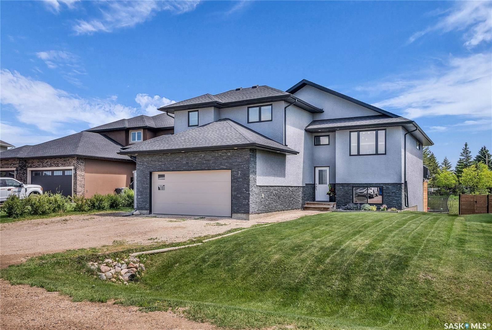 Shields, SK S7C 0A3,7 Willow View COURT