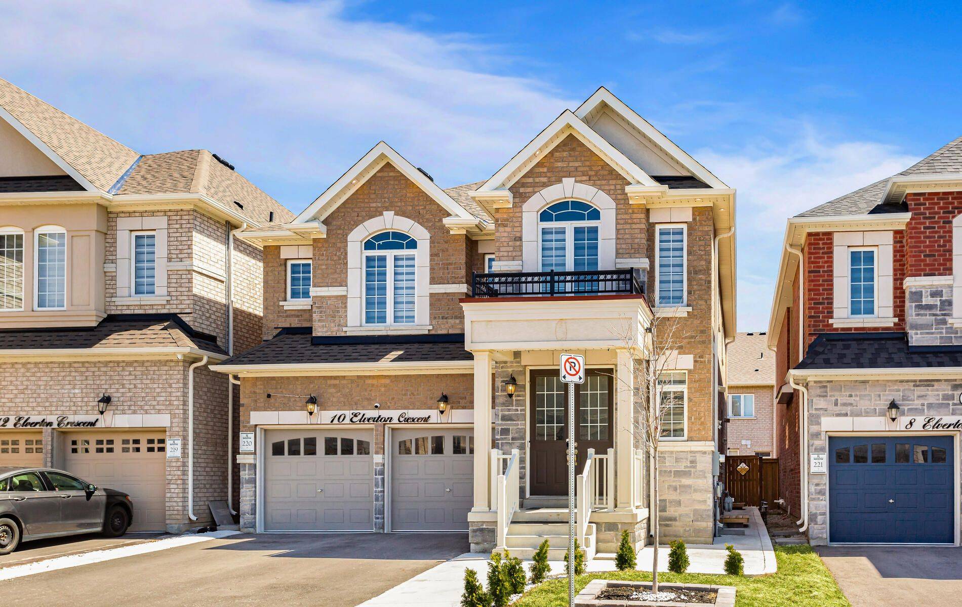 Brampton, ON L7A 4Z4,10 Elverton CRES