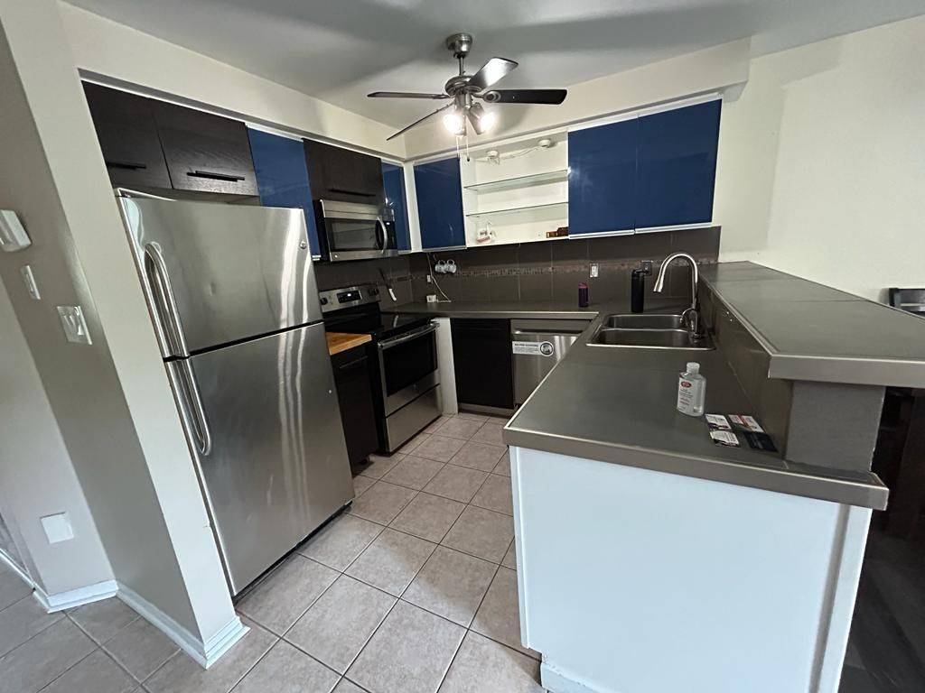 Mississauga, ON L5N 8J1,7371 Jaysnest RD