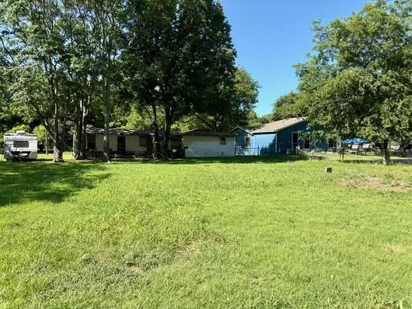 Chico, TX 76431,304 W Kentucky Street