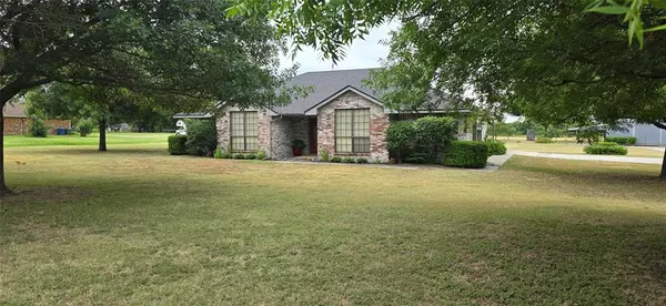Sanger, TX 76266,106 W Holt Street