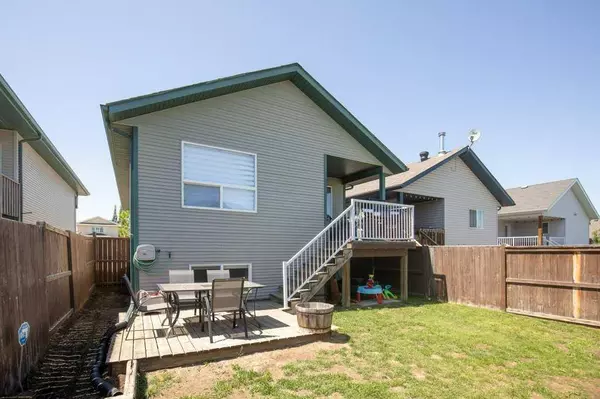 Sylvan Lake, AB T4S 2J1,121 Old Boomer RD