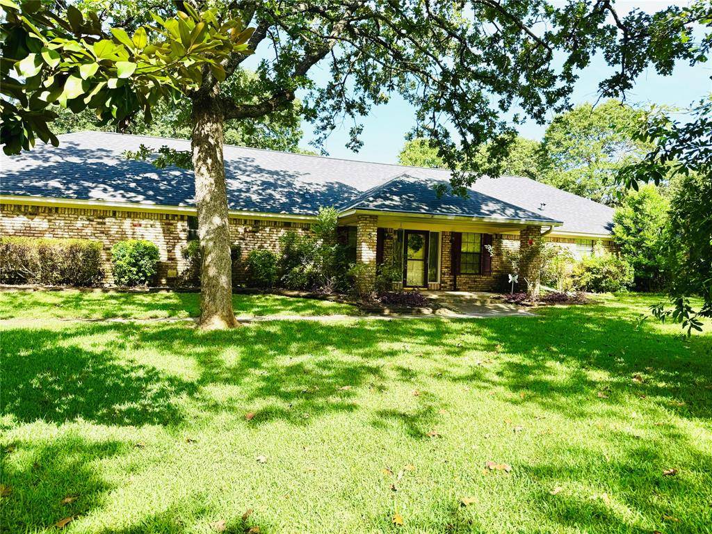 5 Linden Drive, Athens, TX 75751