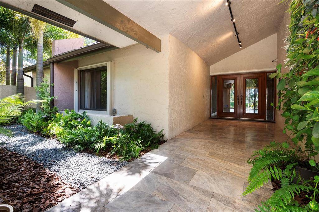 Plantation, FL 33322,9700 NW 10th St