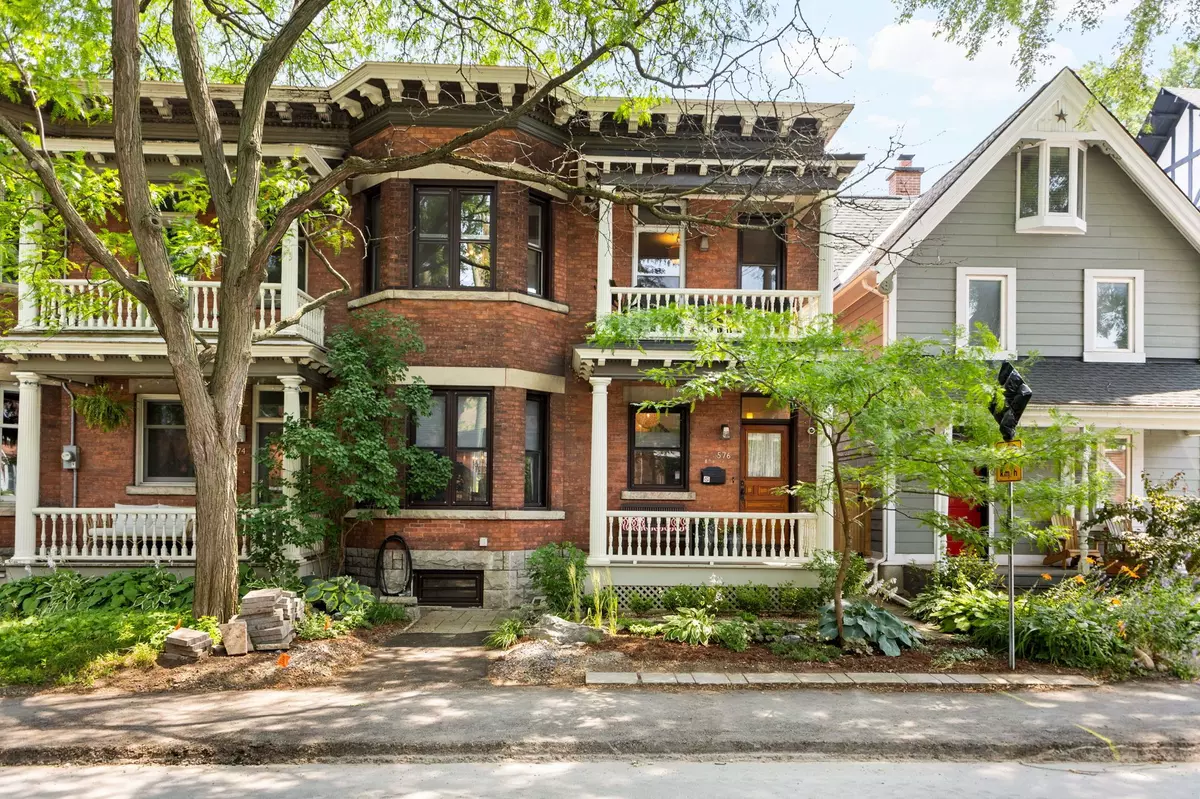 Ottawa Centre, ON K1R 5K9,576 MacLaren ST