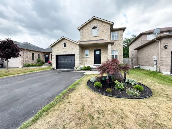 269 Country LN, Barrie, ON L4N 0Y3