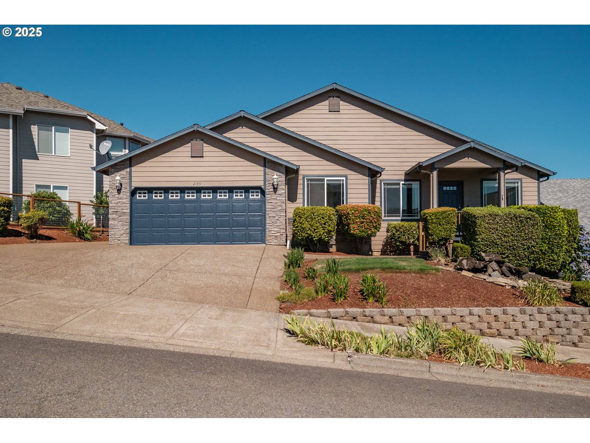 2185 DALKE RIDGE DR, Salem, OR 97304