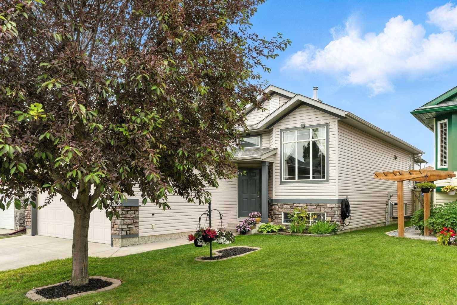 276 Stonegate Close Northwest, Airdrie, AB T4B2V3