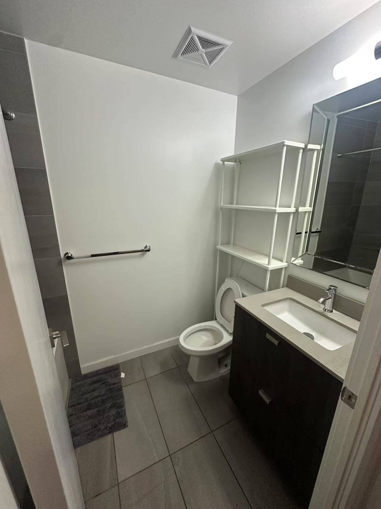 Toronto C15, ON M2J 1M1,56 forest manor RD #709